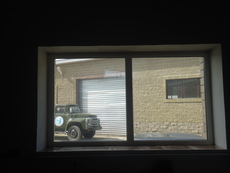 окно глухое