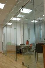 Стеклянные перегородки. Производство и установка.